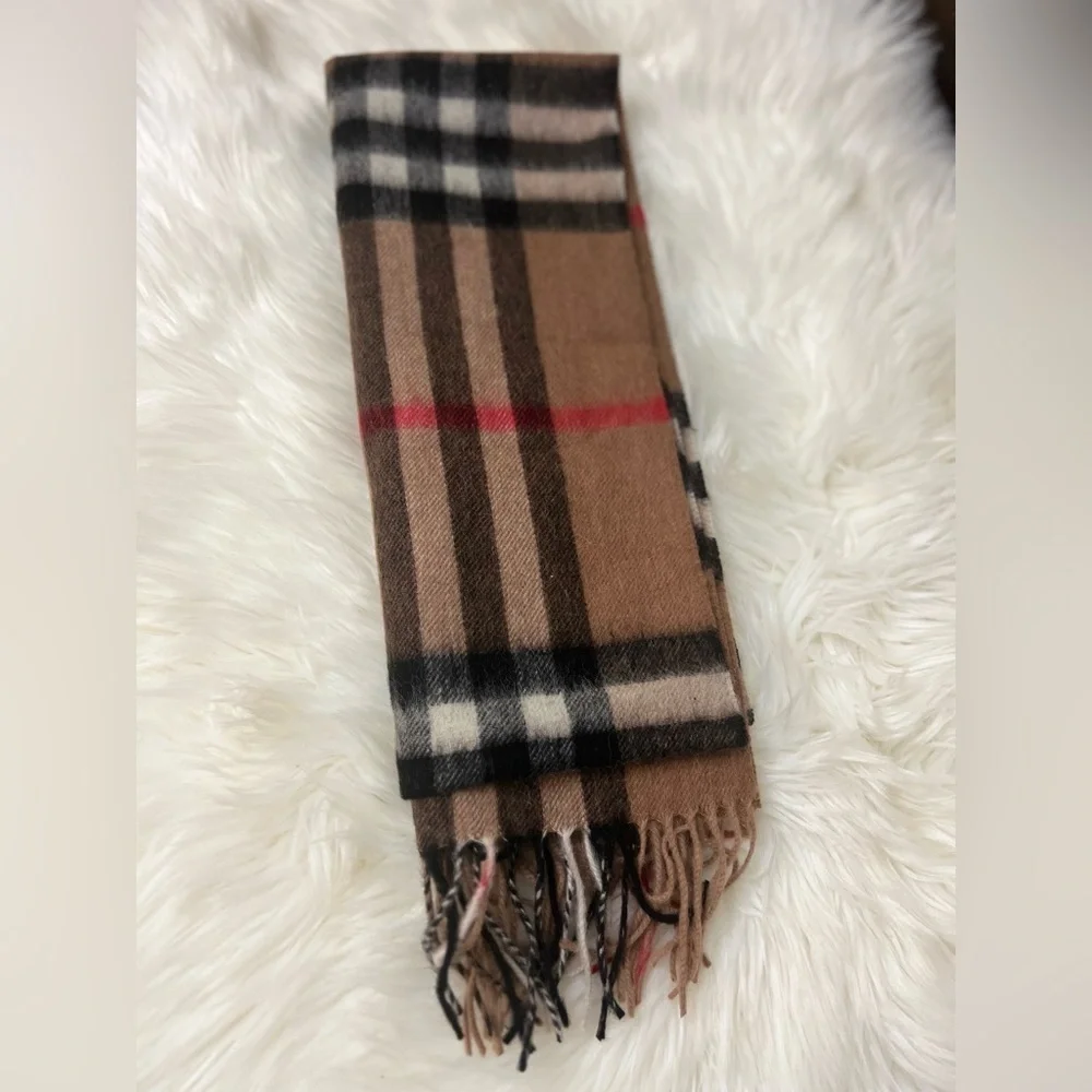 Burberry Classic Check Scarf in Brown and Tan. Excellent condition